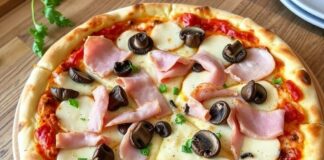 Пицца с ветчиной и грибами: сытный обед, который готовится быстро и вкусно