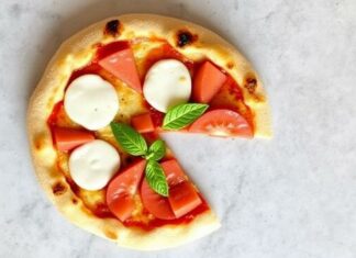 Пицца с гуавой и моцареллой: тропическое вдохновение на вашем столе