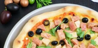 Пицца с тунцом и оливками: средиземноморская классика