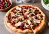 Пицца с индейкой и брусникой: необычное сочетание для праздничного стола