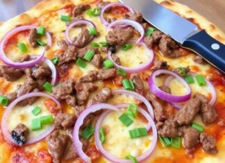 Пицца с говядиной и красным луком: сытный ужин с пикантными нотками